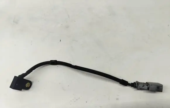 Volkswagen Polo IV 9N3 Crankshaft position sensor 9805940