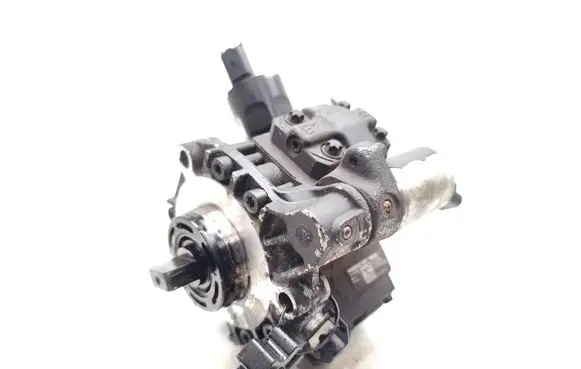 Ford Focus C-MAX Fuel injection high pressure pump 9683624080 A2C27100268