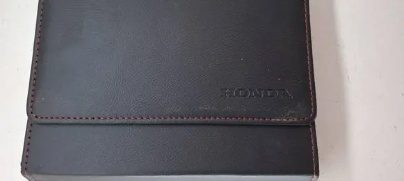 Honda CR-V Owners service history hand book 