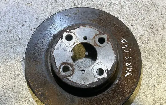 Toyota Yaris Front brake disc
