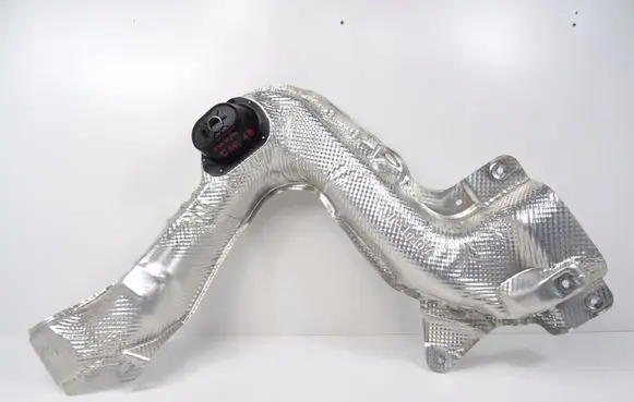 Nissan Juke II F16 Exhaust heat shield 747612417R