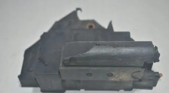 Saab 9-3 Ver1 Coolant fan relay 1379131