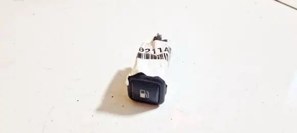 Skoda Octavia Mk1 (1U) Fuel tank opening switch 