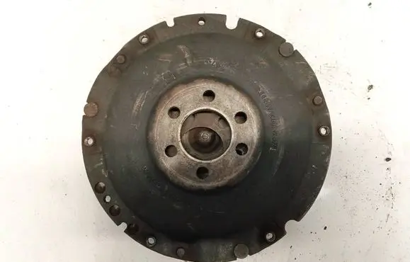 Volkswagen Golf II Pressure plate 3082108033
