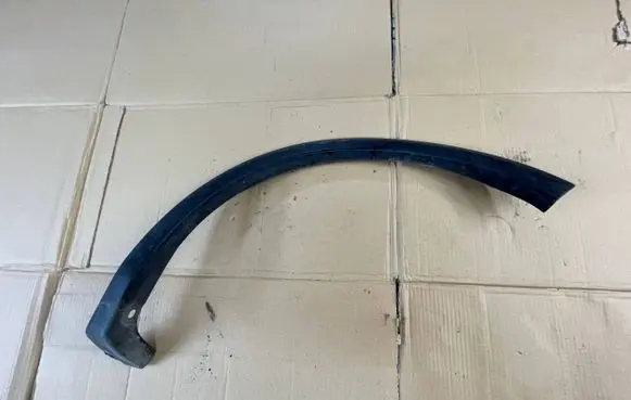 Suzuki Ignis Rear arch trim 77251-86g00