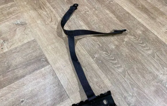Battery bracket