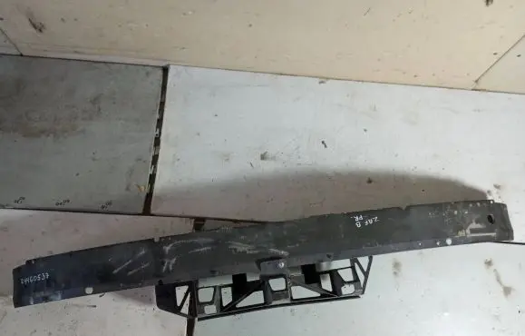 Opel Zafira B Front bumper cross member 24460537
