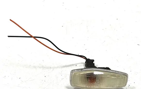 KIA Carens I Front fender indicator light A923043B1