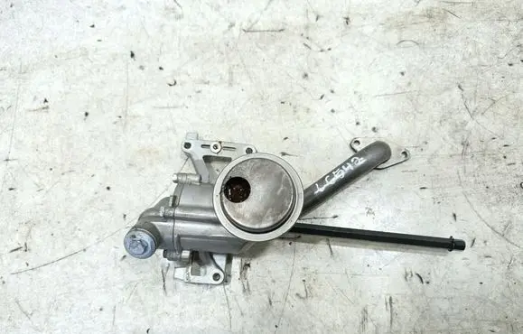 Maserati GranCabrio M145 Oil pump 261026