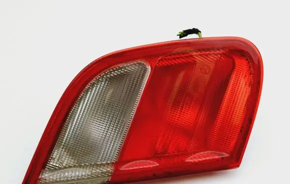 Tailgate rear/tail lights