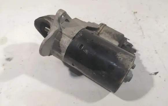 Opel Astra H Starter motor 0001107493 55566800