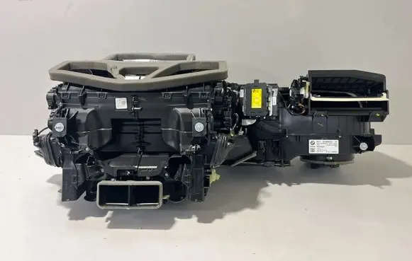 BMW 5 G30 G31 G38 Interior heater climate box assembly 9361729 9361726