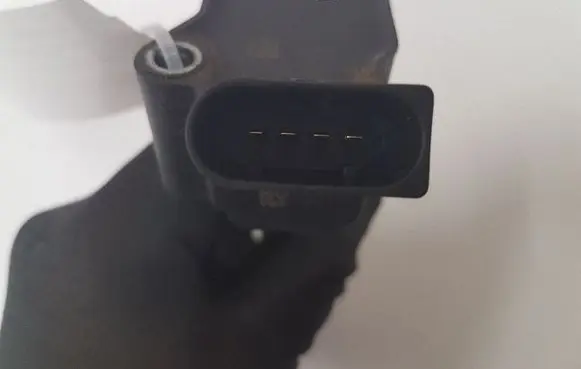 Seat Ibiza IV (6J,6P) High voltage ignition coil 04E905110K 77300010