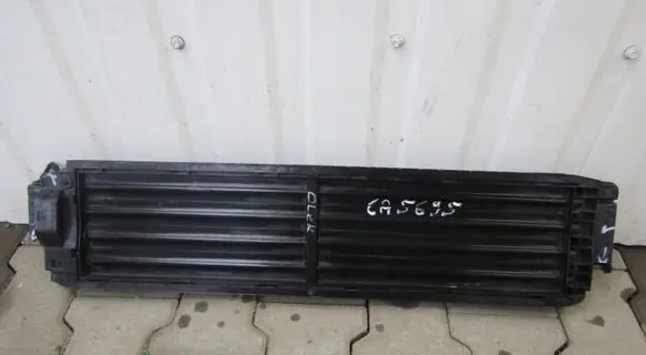 Skoda Fabia Mk3 (NJ) Radiator trim 