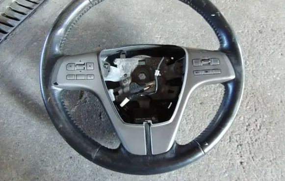 Mazda 6 Steering wheel 32980