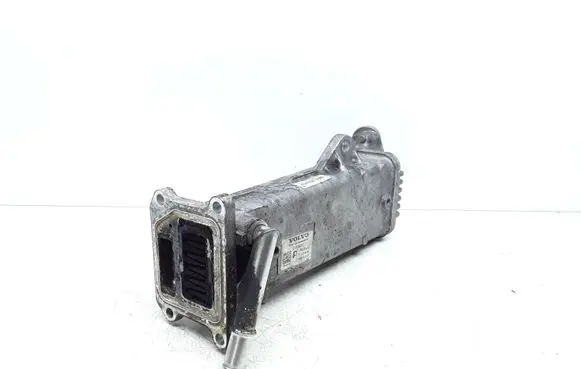 Volvo XC60 EGR valve cooler 31325030 70304902