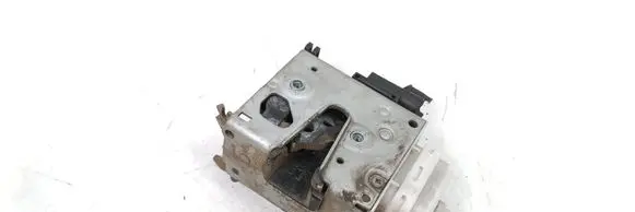 Audi A4 S4 B5 8D Front door lock 8D1837015F