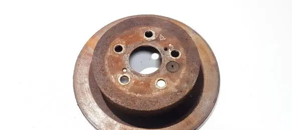 Toyota RAV 4 (XA20) Rear brake disc neventiliuojamas
