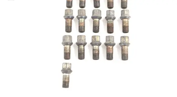 Audi A3 S3 8P Nuts/bolts 