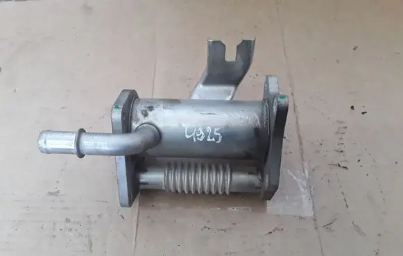 Renault Scenic III - Grand scenic III EGR valve cooler 8200912059