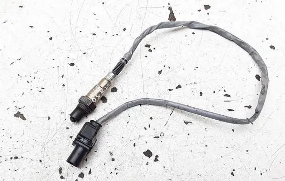 Nissan Qashqai Lambda probe sensor 0281004148