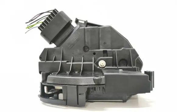 Ford Focus Rear door lock BM5AA26413AE 921765104