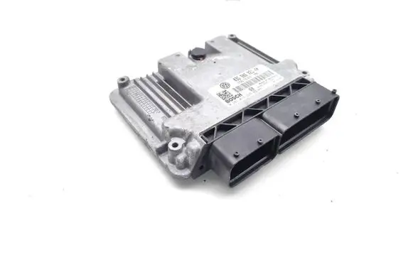 Volkswagen Golf V Engine control unit/module 03G906021KH 0281013226 1039S15273