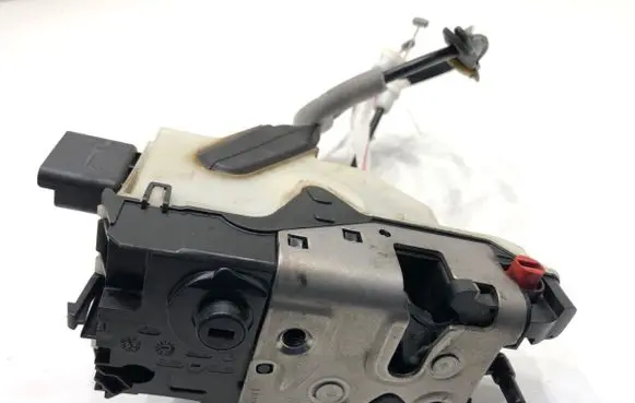Peugeot 2008 I Rear door lock 9812501180