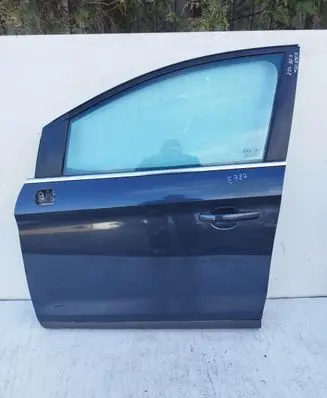 Ford Kuga I Front door