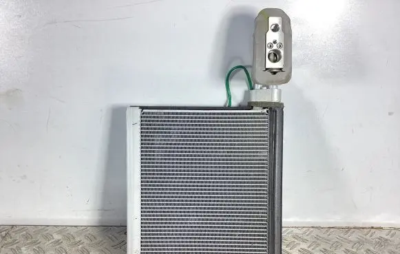 Air conditioning (A/C) radiator (interior)