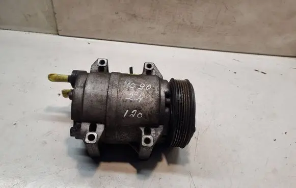 Volvo XC90 Air conditioning (A/C) compressor (pump) 8684287 HFC134A