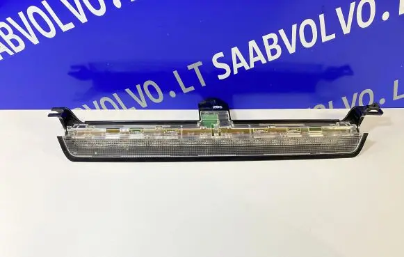 Volvo V70 Third/center stoplight 8658948