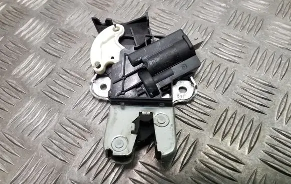 Audi A6 S6 C6 4F Tailgate/trunk/boot lock/catch/latch 4F5827505D