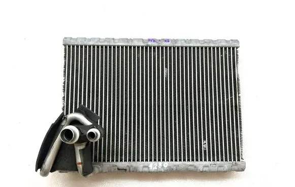 Peugeot 3008 I Air conditioning (A/C) radiator (interior) 648096 648097