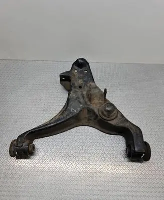 Mitsubishi Pajero Front lower control arm/wishbone