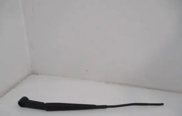 Windshield/front glass wiper blade