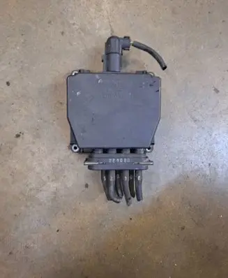 Volkswagen Touran I Electromagnetic valve 03G131051H V987007