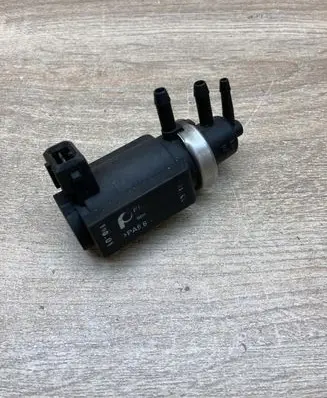 Audi A6 S6 C5 4B Turbo solenoid valve 059906627 72190322