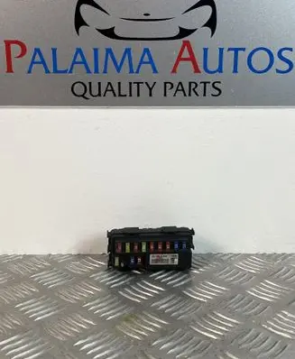 KIA Carens III Fuse box set 919513X110