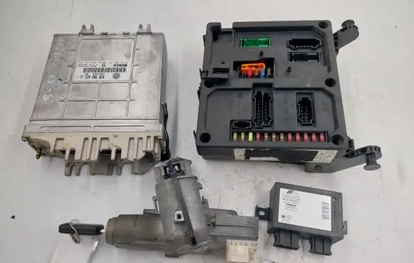 Volkswagen Sharan Engine ECU kit and lock set 0281001967