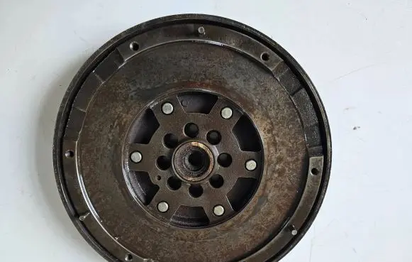 Audi A6 S6 C5 4B Flywheel