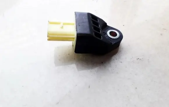 Subaru Legacy Airbag deployment crash/impact sensor 98235AG060 762.4ALQQH
