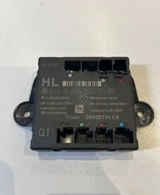 Mercedes-Benz C W204 Door control unit/module A2048207585 A2044421332