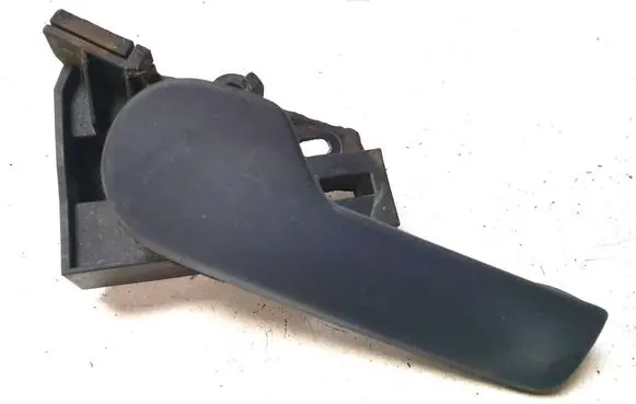 Volkswagen PASSAT B6 Engine bonnet (hood) release handle 1K1823638