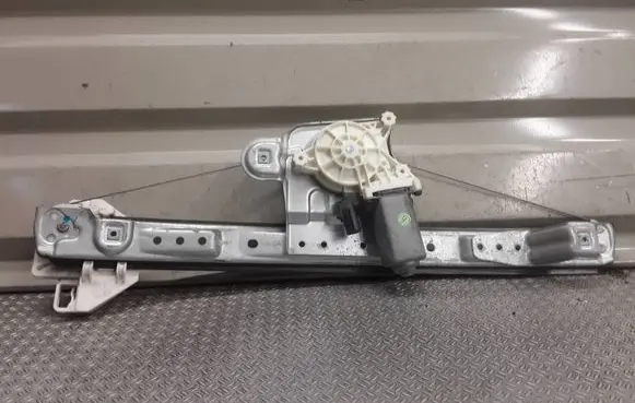 Chrysler Pacifica Rear door window regulator with motor 