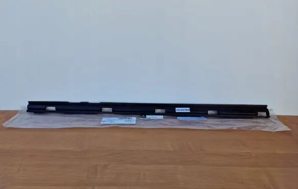 Mercedes-Benz GLS X167 Sill supporting ledge A1676988001