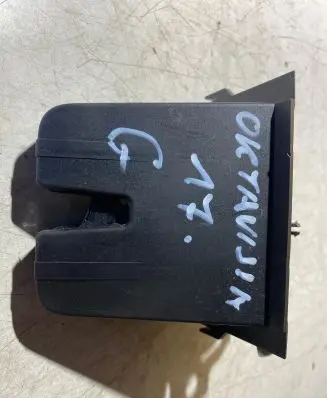 Skoda Octavia Mk3 (5E) Tailgate/trunk/boot lock/catch/latch 8R0827505A 141922B280