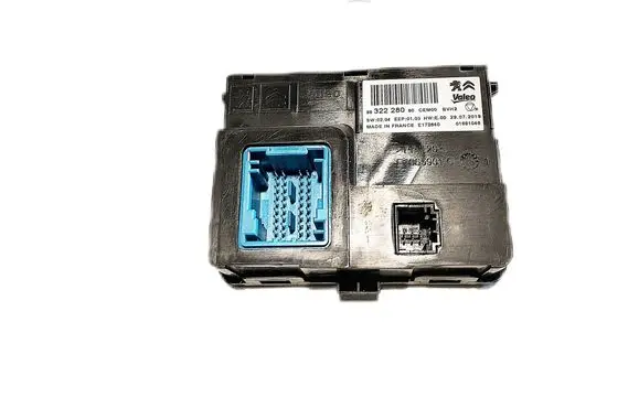 Peugeot 508 Other control units/modules 9832228080