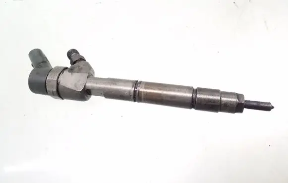 Mercedes-Benz A W168 Fuel injector 0445110015 A6680700687