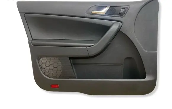 Skoda Yeti (5L) Front door card panel trim 5L1867011